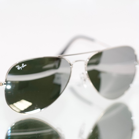 Ray Ban Gray Mirrored Lenses On Silver Frame - Picture 2 of 8